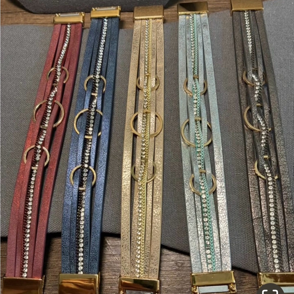 Elegant color Set of 5 Multi Strand PU Leather Bracelets with Rhinestone Accents